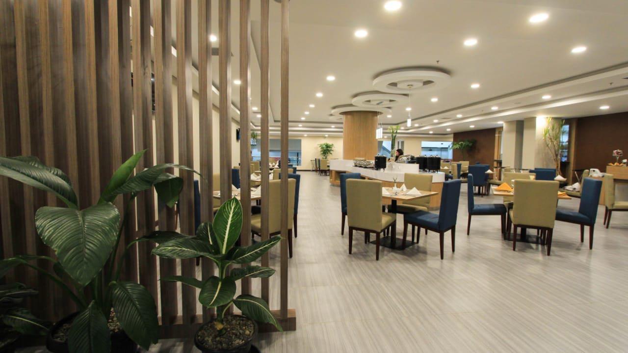 Anara Sky Kualanamu Hotel Medan Exterior foto
